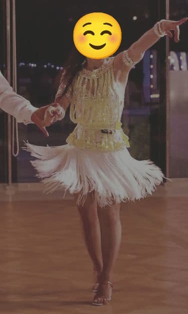 ユリア風デザイン(ドレスショップシーズ作製ハイグレード)中古ラテンドレスSサイズ