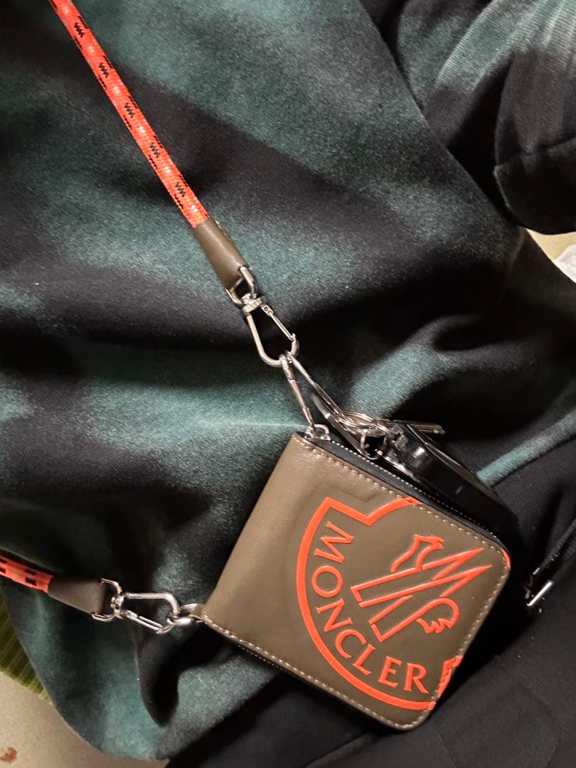 モンクレール　財布