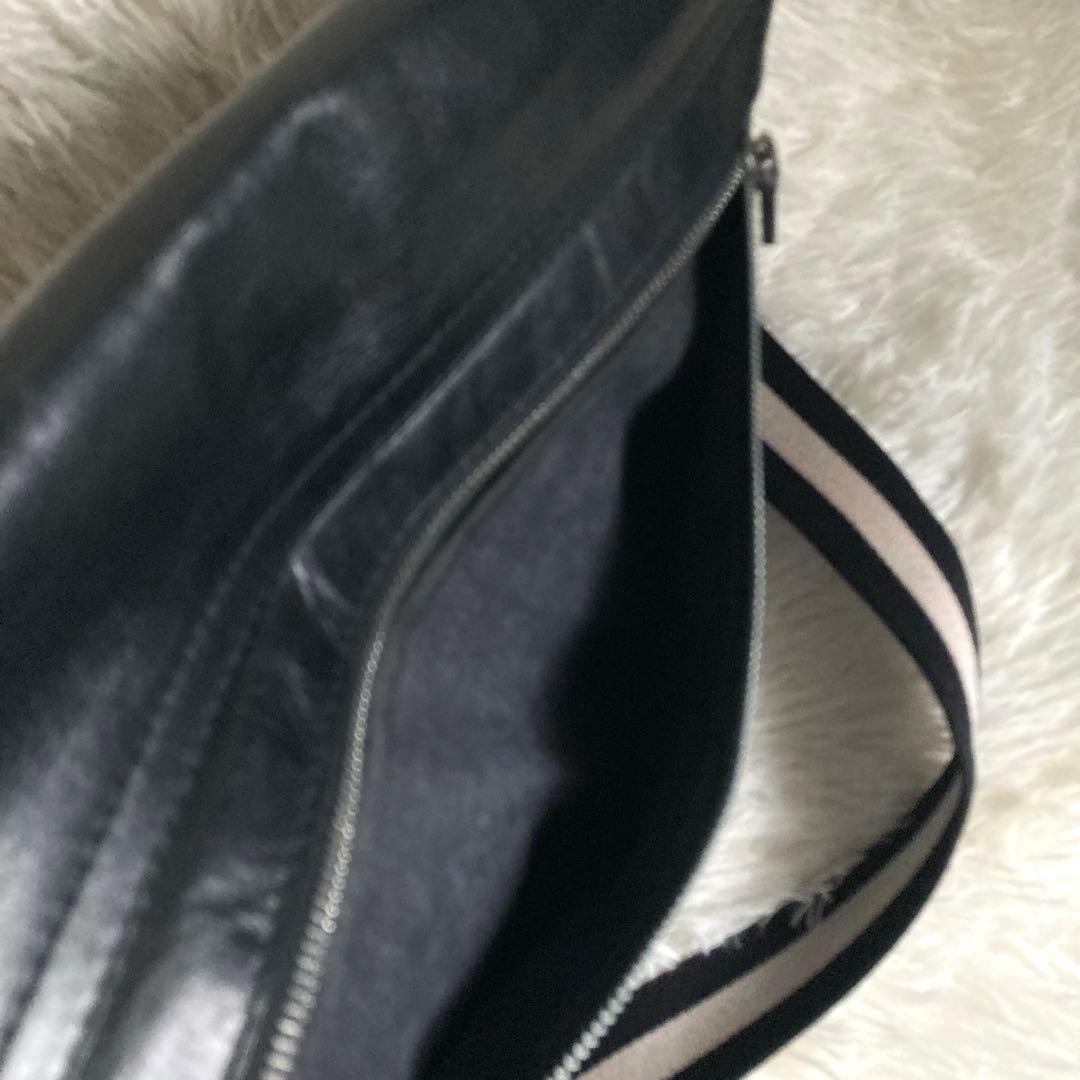 ＊k＊ BALLY バリー ショルダーバッグ メッセンジャーバック　レザー