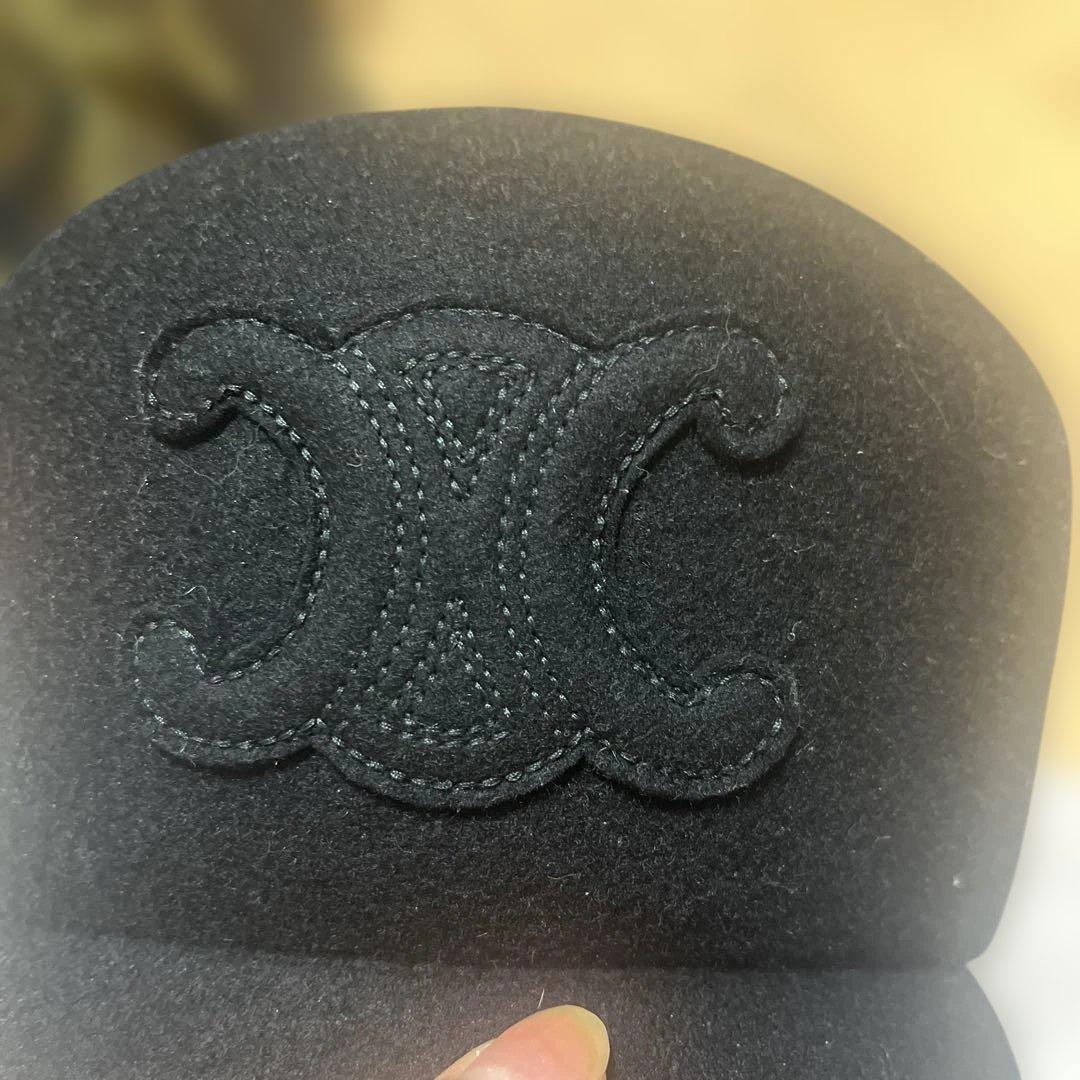 CELINE トリオンフ　帽子