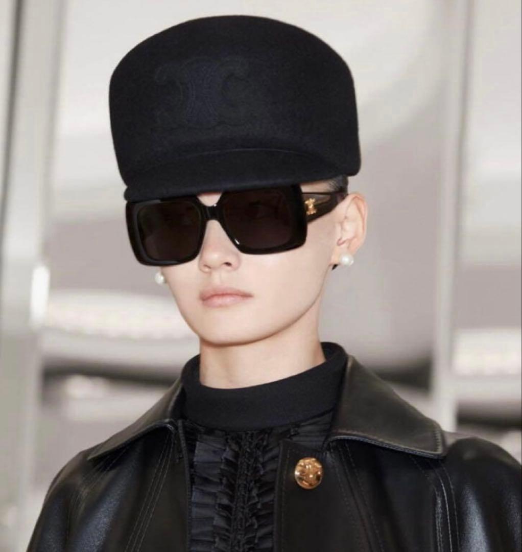 CELINE トリオンフ　帽子