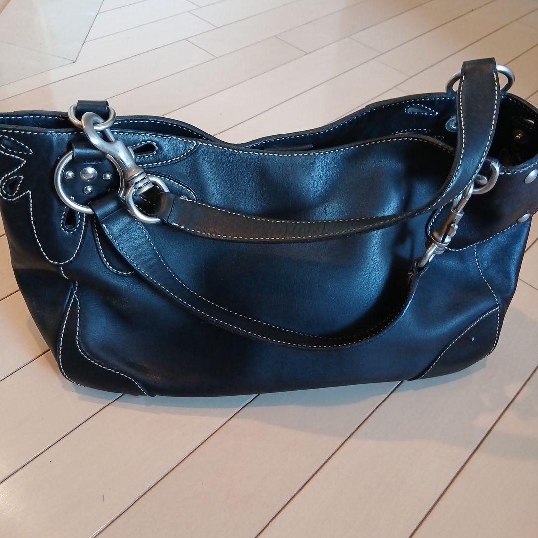 miumiu トートバッグ ブラック