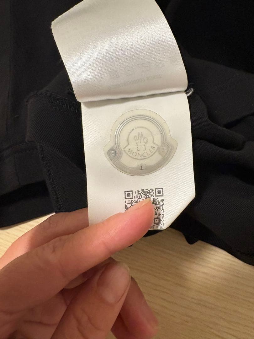 国内正規品モンクレール 長袖 ロンT 定価 7万5000円 サイズL