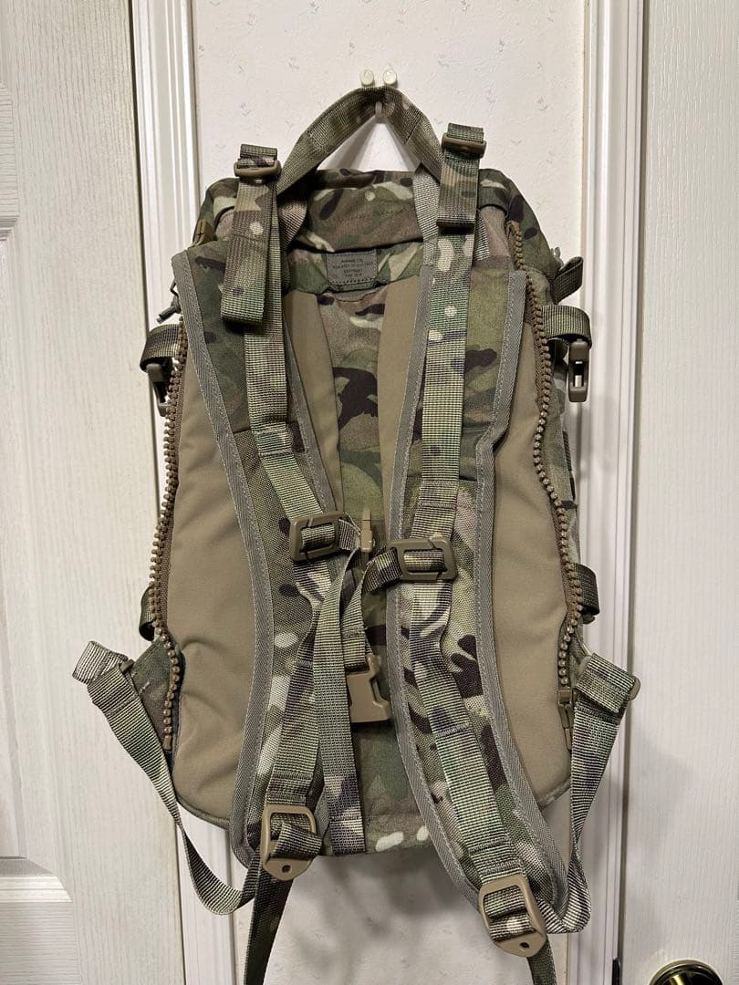 英軍実物 新品 British Army 17L Virtus