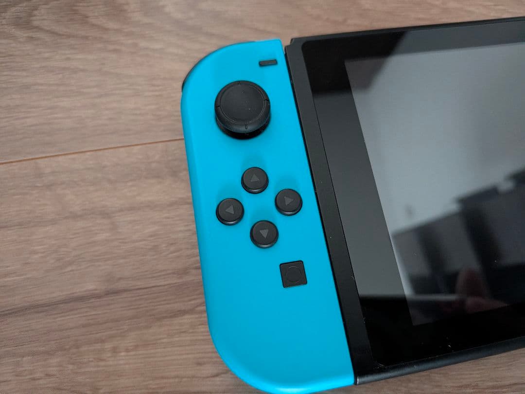 Nintendo Switch 本体 赤/青 リングフィット、ポケモンソード付