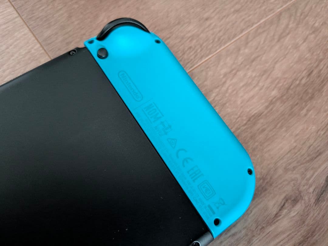 Nintendo Switch 本体 赤/青 リングフィット、ポケモンソード付