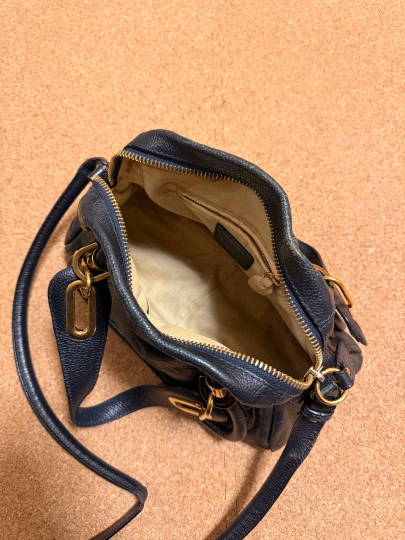 クロエ　パラティ