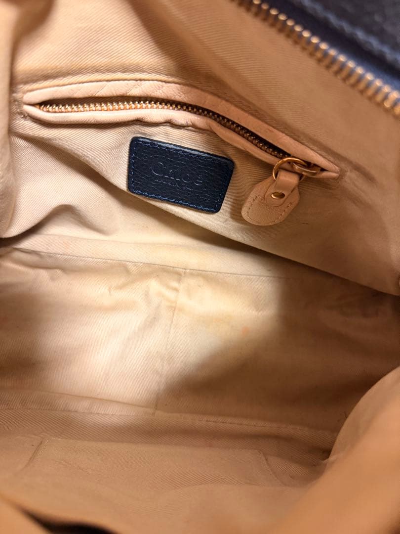 クロエ　パラティ