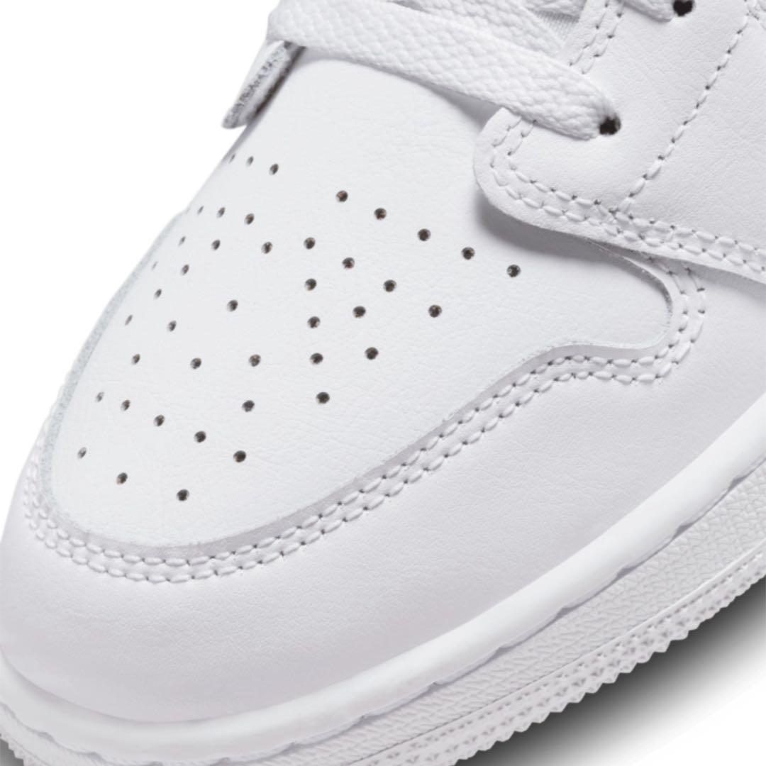 【新品24.5cm】NIKE｜エアジョーダン１LOW GS｜トリプルホワイト