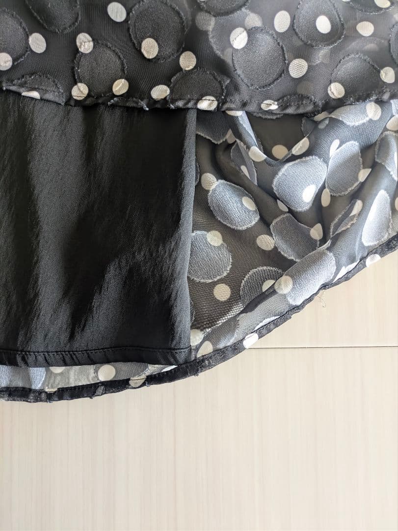 【美品】ローズティアラ水玉後ろリボン ティアード　チュニック 46 黒