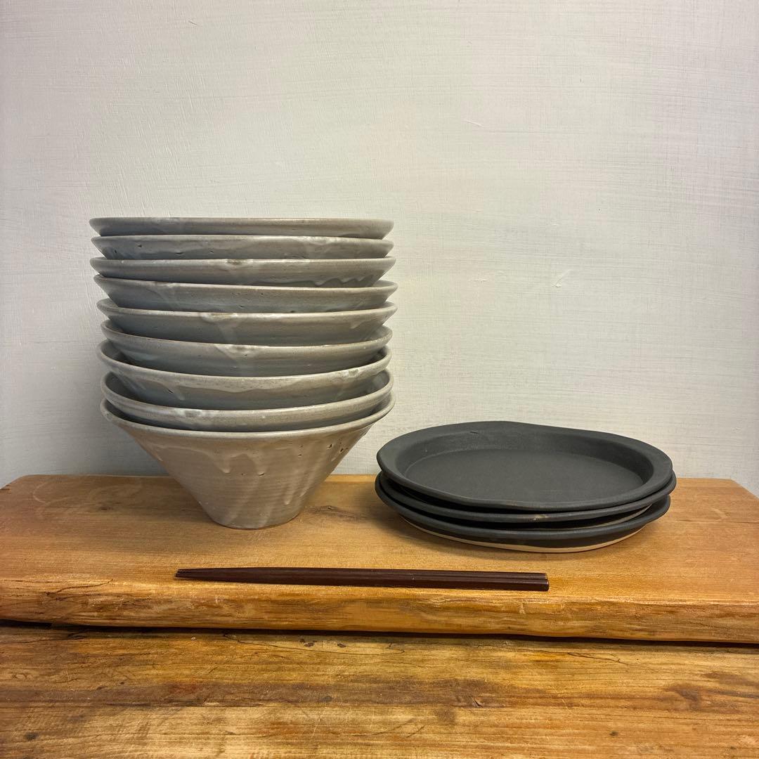 ちゃーさん新品　陶器　陶芸作家　角底丼鉢9個 583