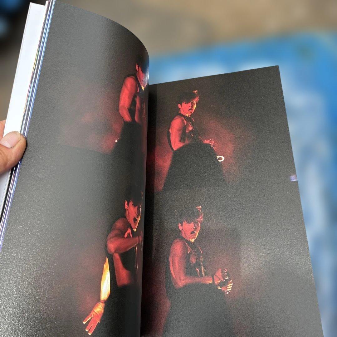 SHINee ジョンヒョン写真集 GLORIEUX CONQUERANT