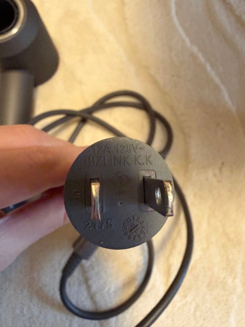 Dyson Supersonic Ionic HD08ヘアドライヤー動作良方