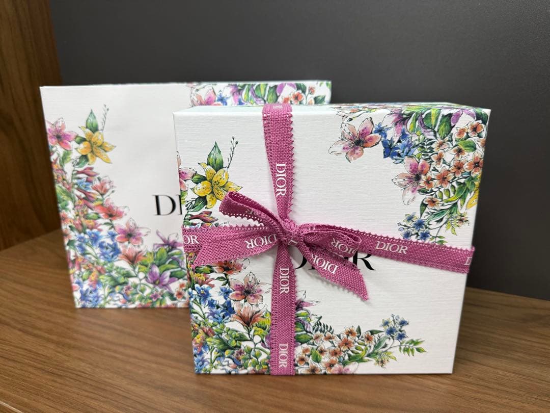 Dior プレステージ　ディスカバリーコフレ