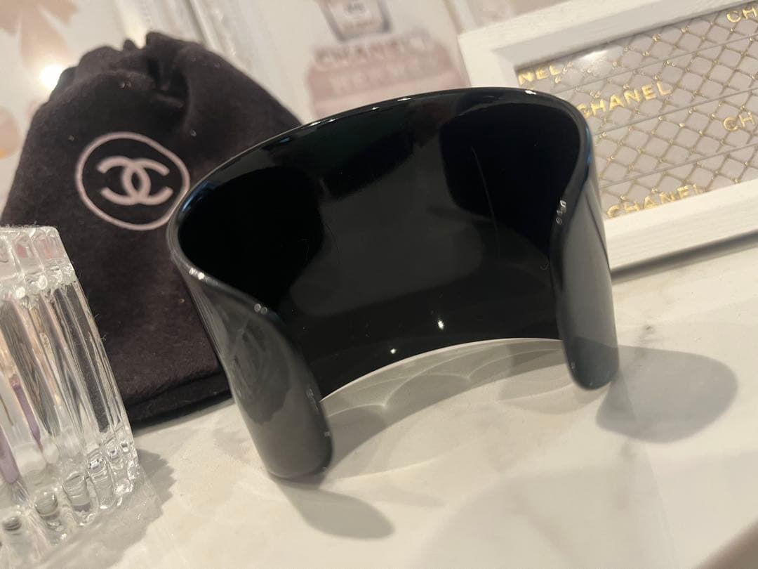 シャネル　バングル