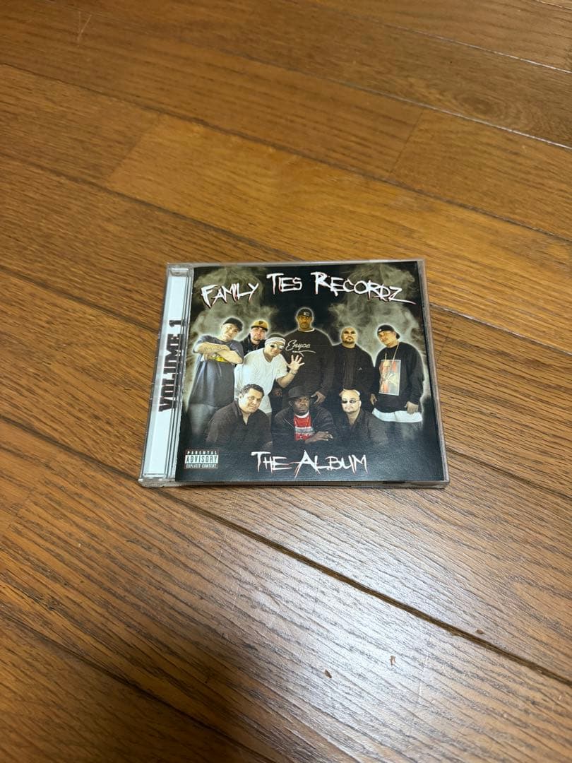 洋楽 Family Ties Recordz / the album