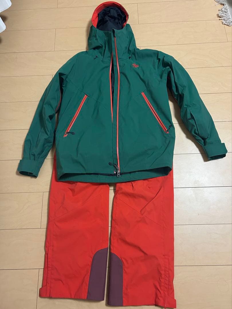 Goldwin スキーウェア サイズ 緑S/オレンジM 美品
