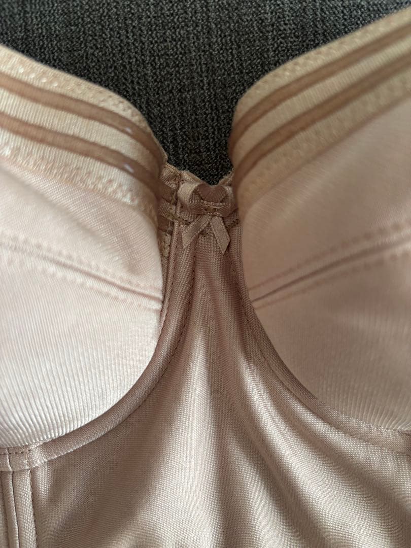 まき ★美品 背中空き ブライダルインナーC70 TAKAMIBridal