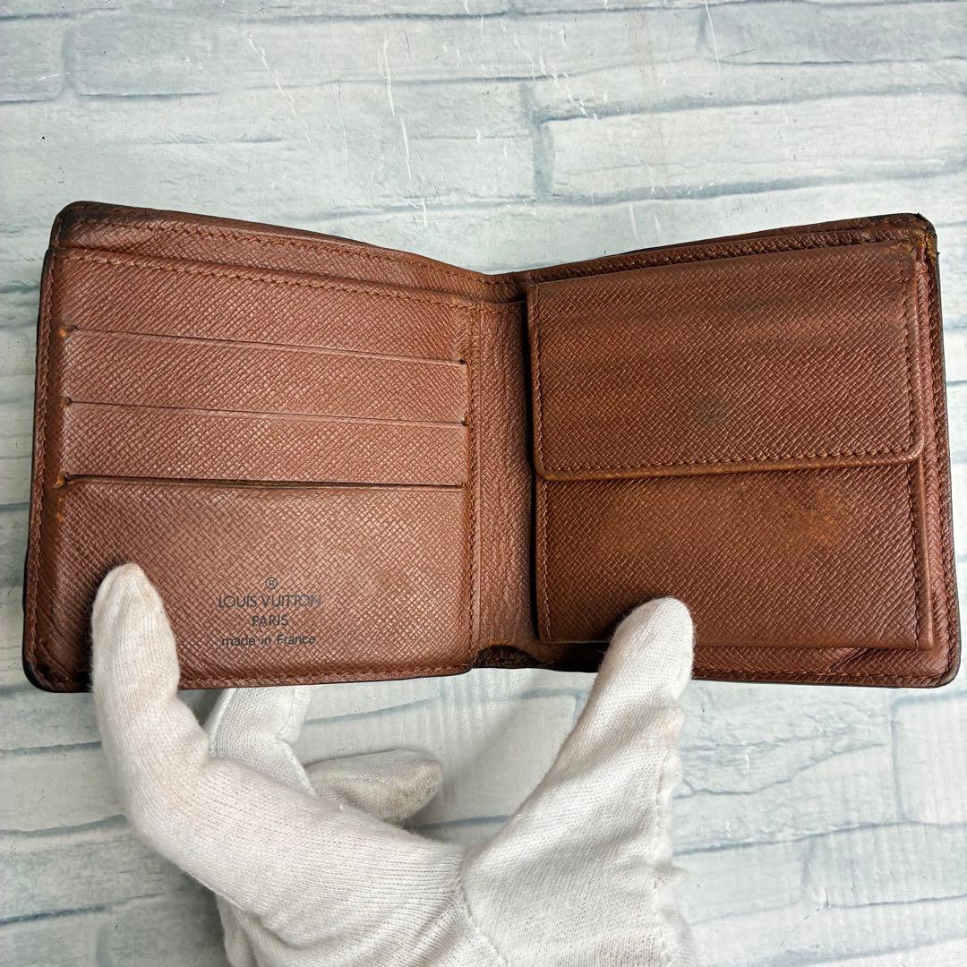 40 LOUIS VUITTON ルイヴィトン モノグラム 二つ折り財布　qj3