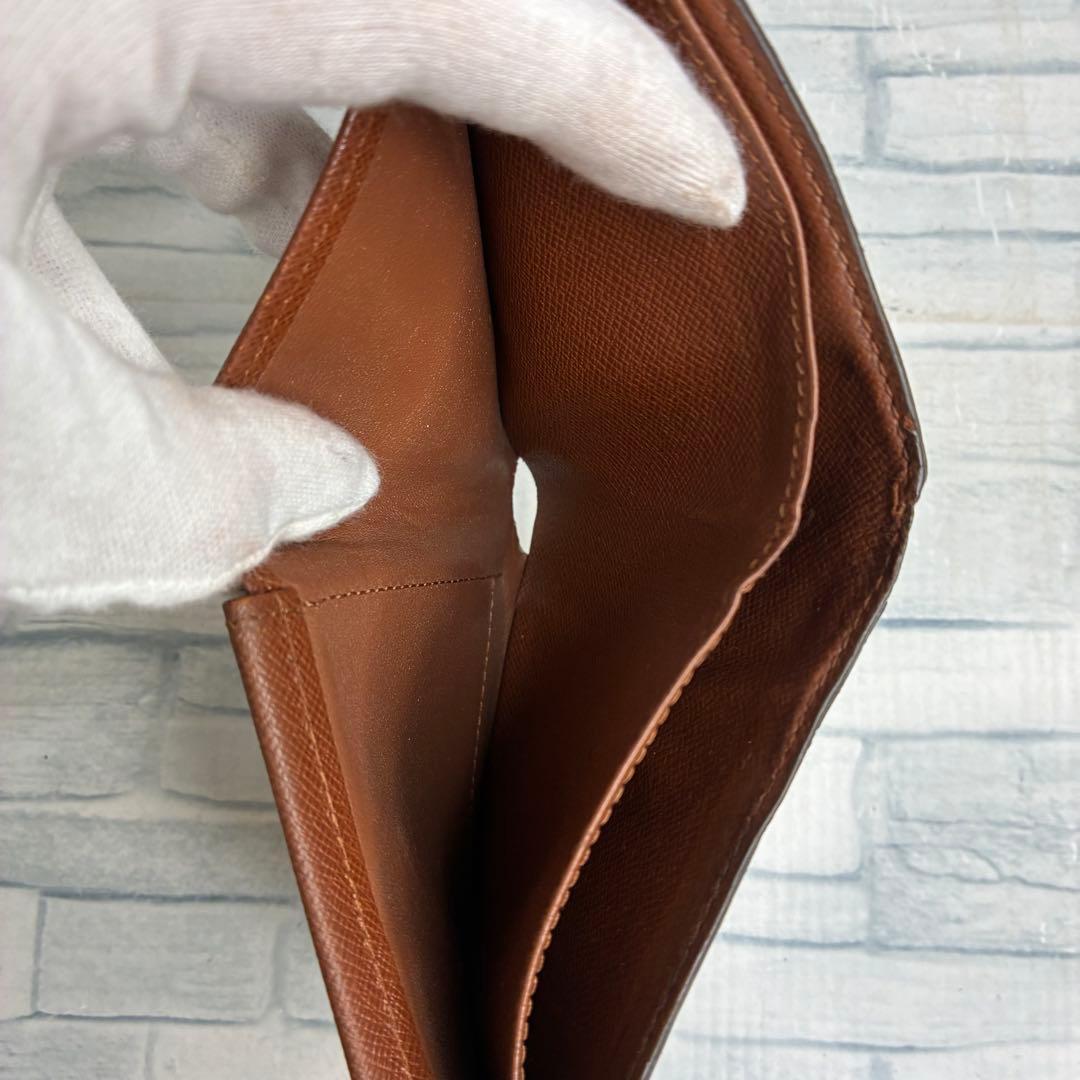 40 LOUIS VUITTON ルイヴィトン モノグラム 二つ折り財布　qj3
