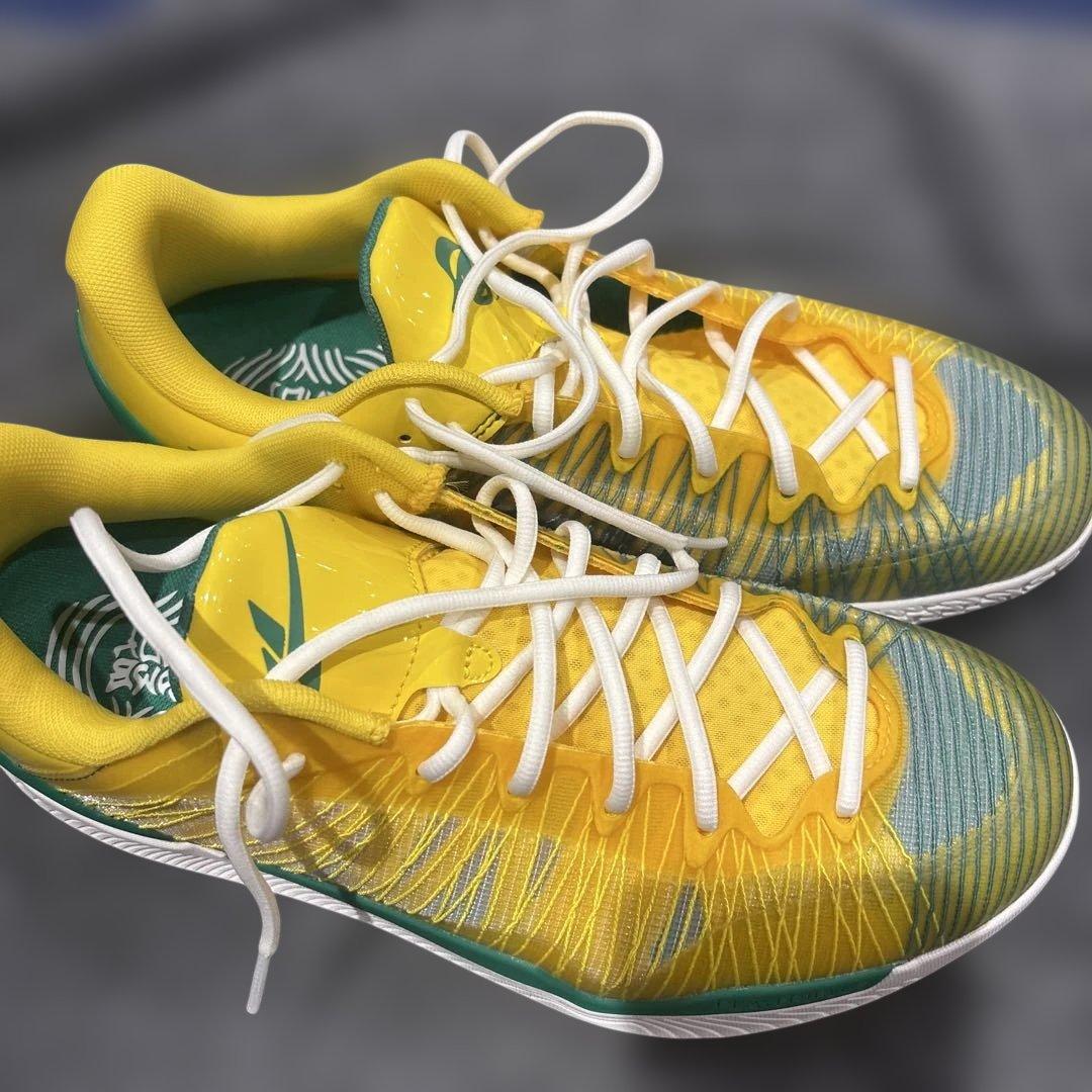 バスケットボールシューズ イエロー/グリーン