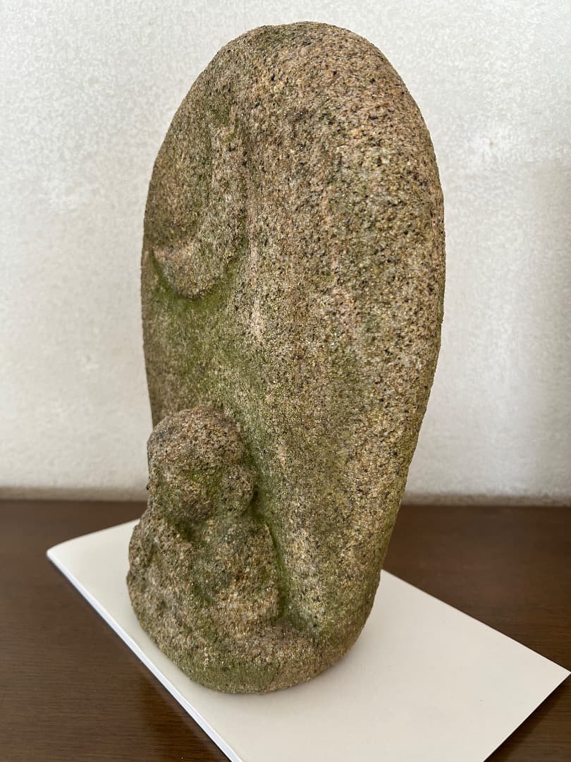 地蔵菩薩と思われる石仏