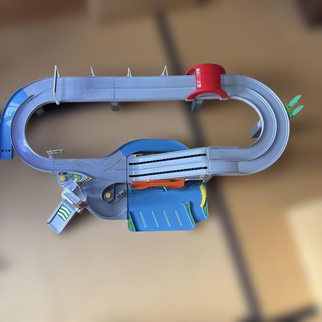 スーパーオートトミカビル、トミカ峠やまみちドライブ、高速道路にぎやかドライブ3点