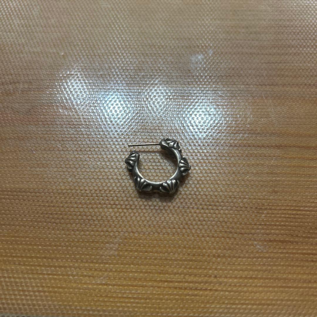 CHROME HEARTS クロスバンドフープピアス