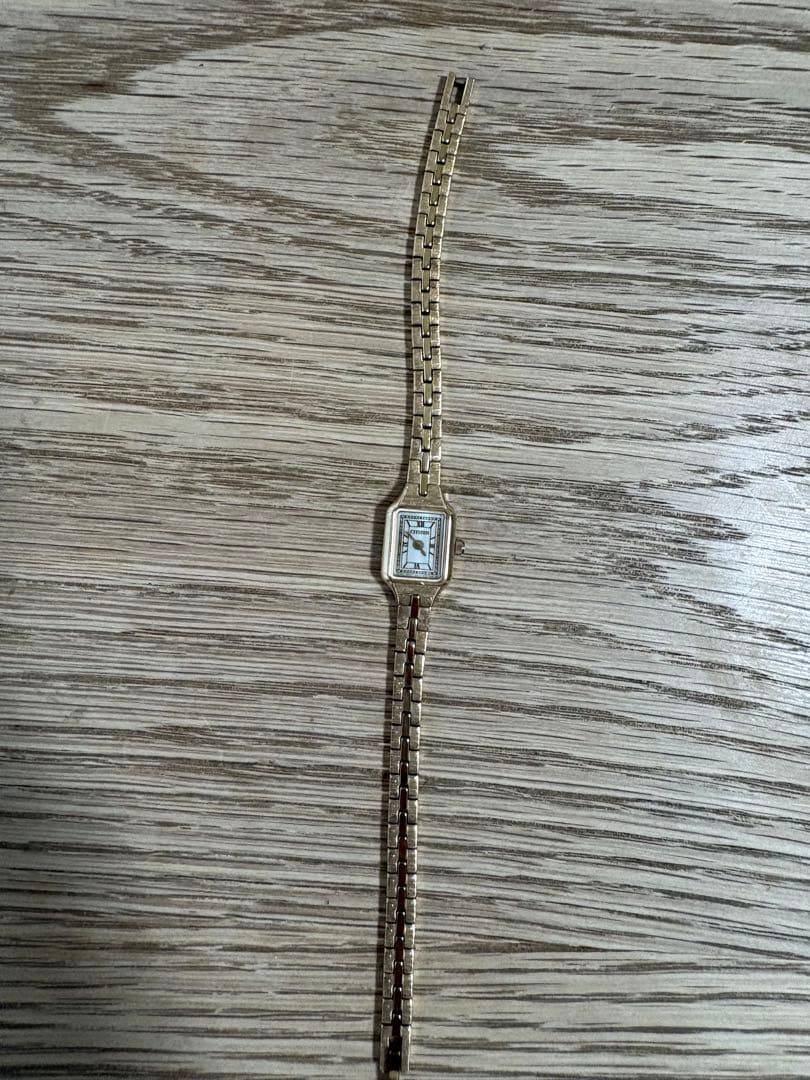 CITIZEN クォーツ 腕時計 金色