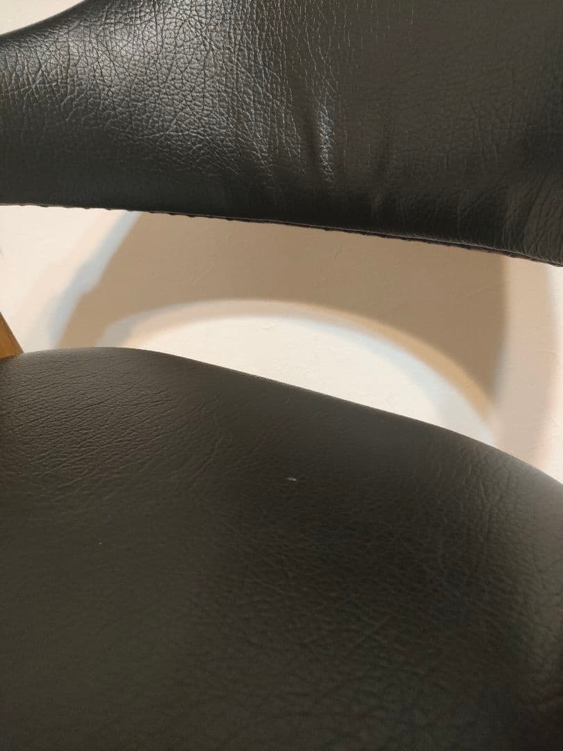 モダンデザイン ダイニングチェア 黒