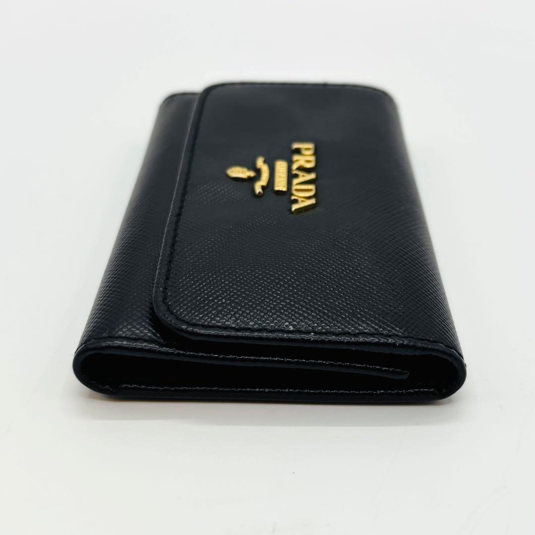 【美品】プラダ 6連キーケース レザー ゴールドロゴ ゴールド金具 ブラック