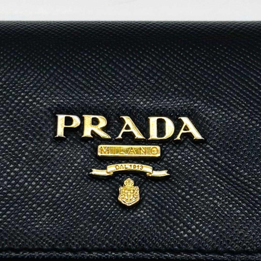【美品】プラダ 6連キーケース レザー ゴールドロゴ ゴールド金具 ブラック