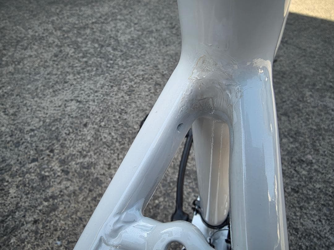 値下げ中！ACEXISクロスバイク シマノ21段変速 700×32C White