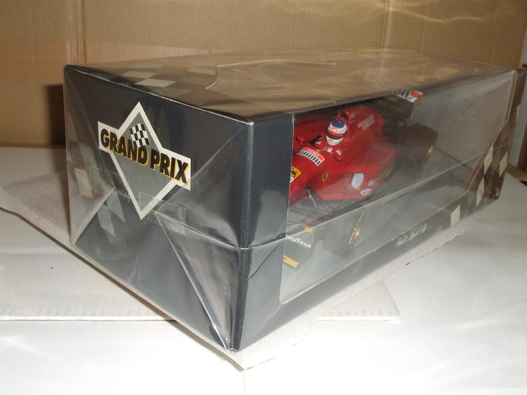 ミニチャンプス　１／１８　フェラーリ　４１２　T1　ジャン・アレジ　＃２７