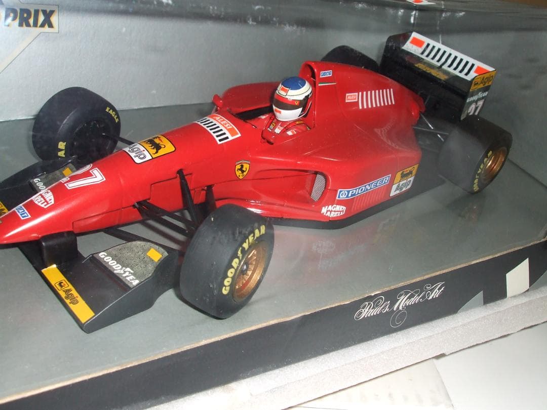 ミニチャンプス　１／１８　フェラーリ　４１２　T1　ジャン・アレジ　＃２７