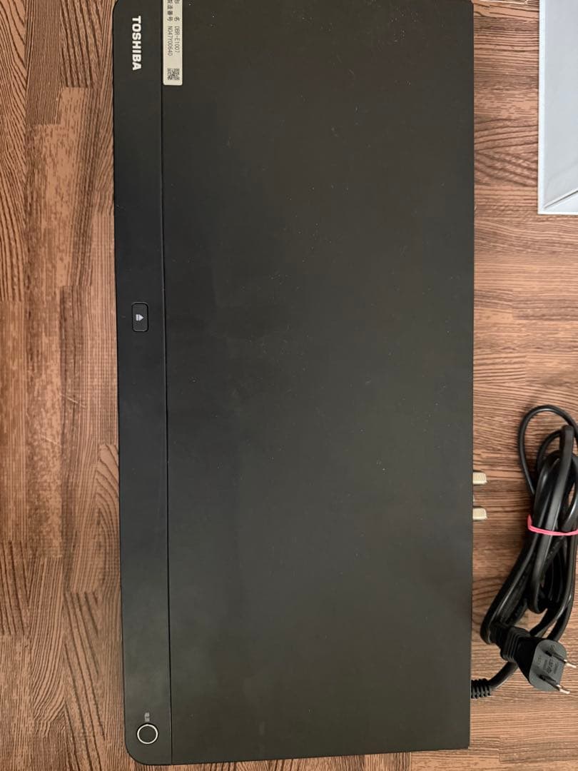 東芝ブルーレイレコーダー DBR-E1007 2017年製