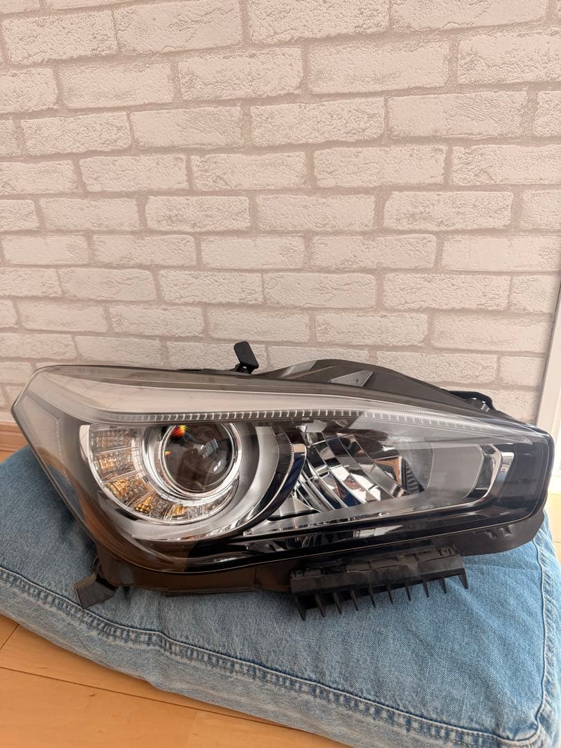 日産　HY51 フーガ　ハイブリッド　後期　ヘッドライト左右セット