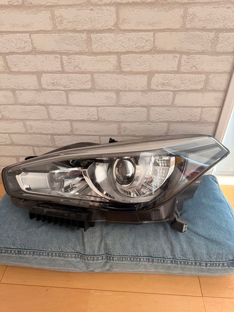 日産　HY51 フーガ　ハイブリッド　後期　ヘッドライト左右セット