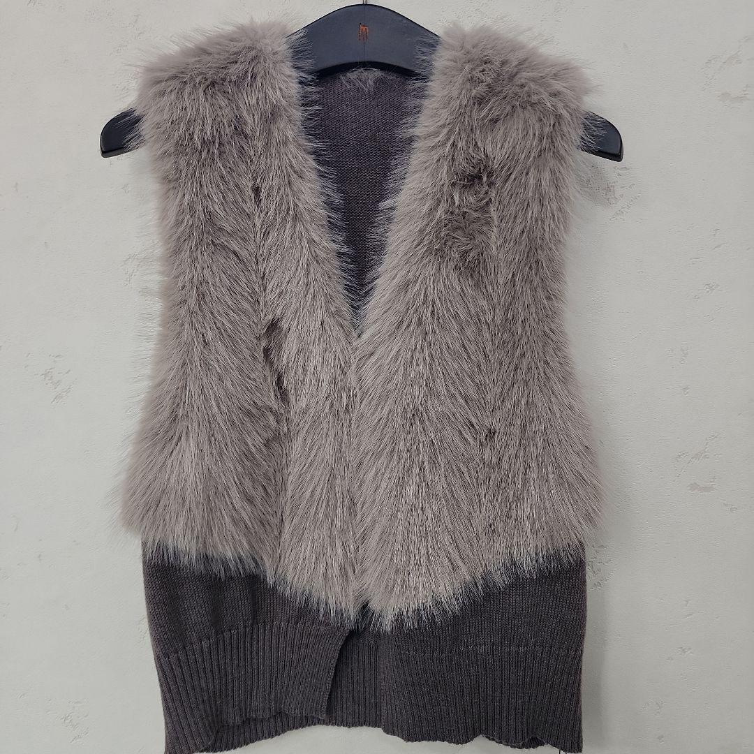 ヌーヴォヌーヴォ　ベスト　フェイクファー　ニット　グレージュ　ブラウン　L未使用