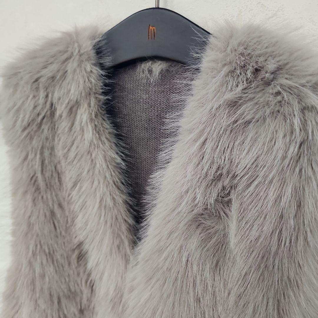 ヌーヴォヌーヴォ　ベスト　フェイクファー　ニット　グレージュ　ブラウン　L未使用