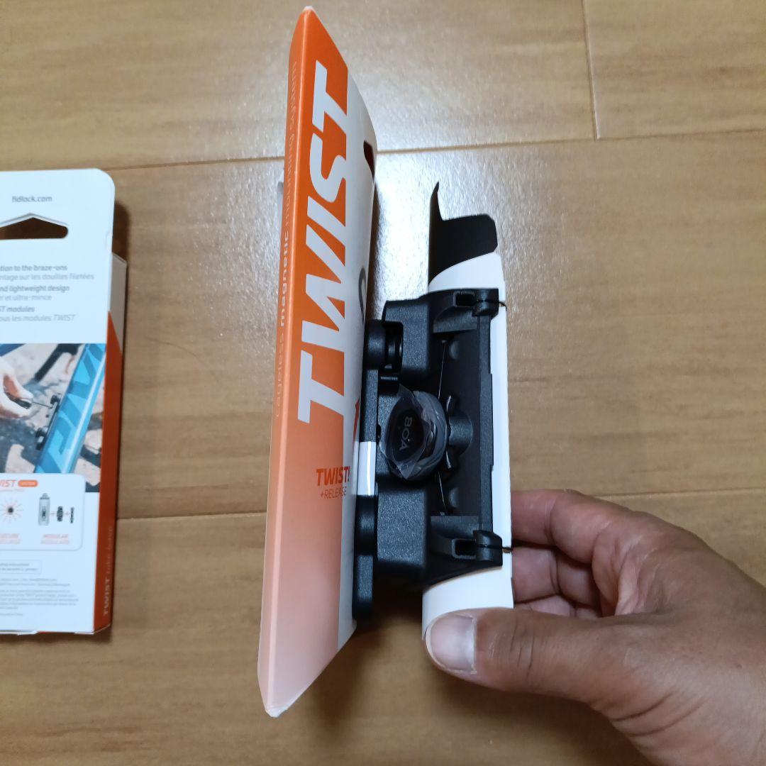 FIDLOCK UNI CONNECTOR + bike base×2