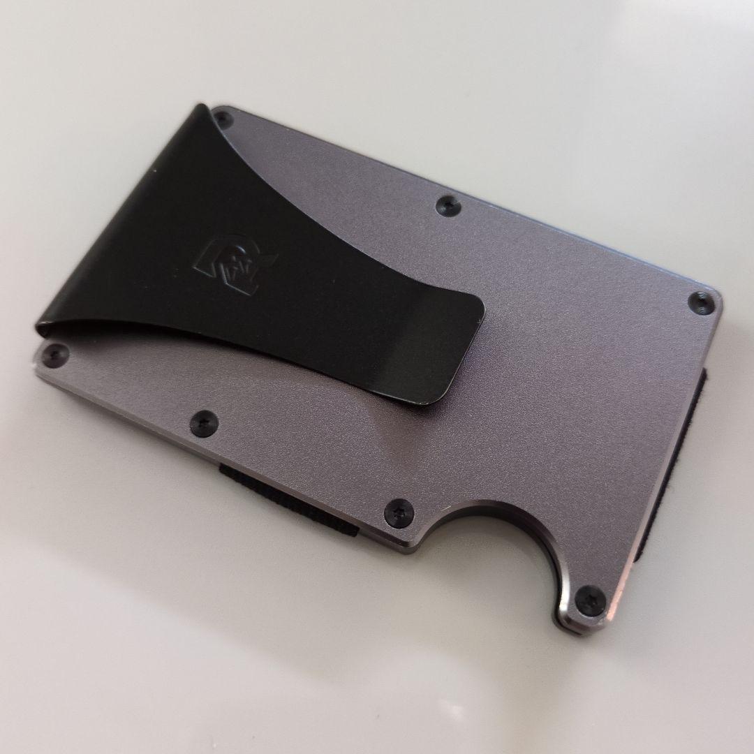 the RIDGE アルミニウム マネークリップ ガンメタル