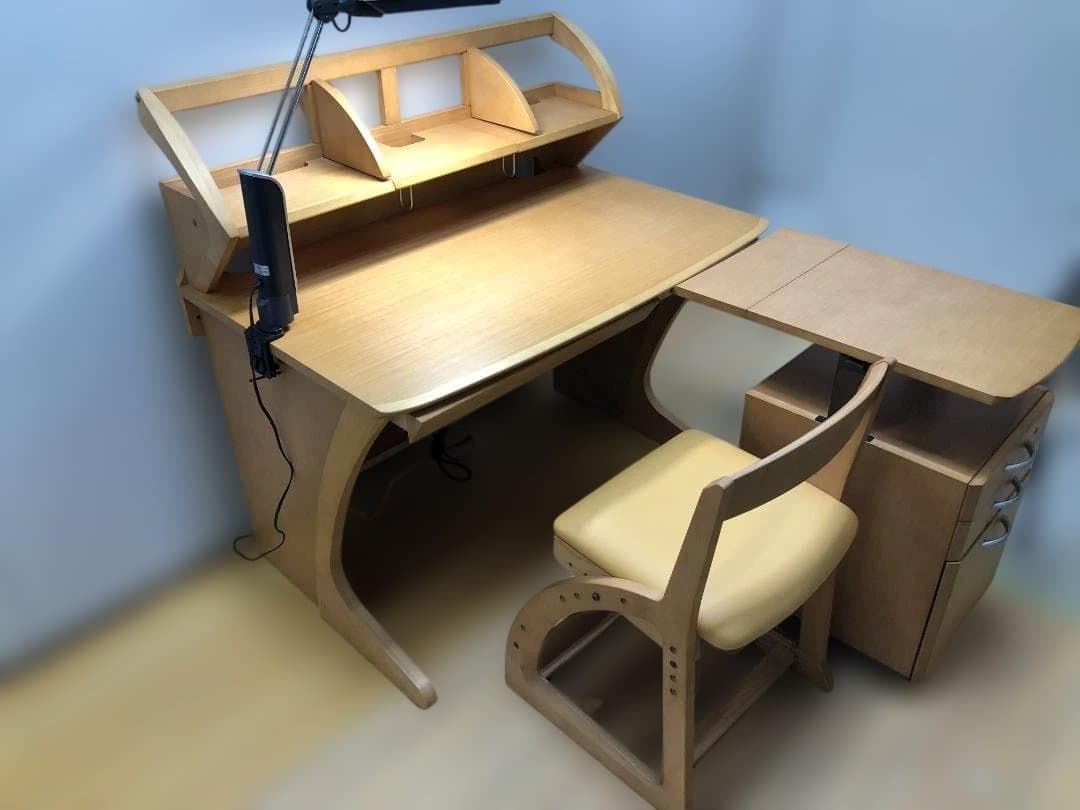 ③椅子　送料無料 カリモク 学習机4点セット ナチュラル 強机　88321