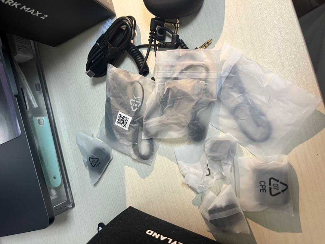 y*n様 Hollyland LARK MAX 2 ワイヤレスラベリアマイク