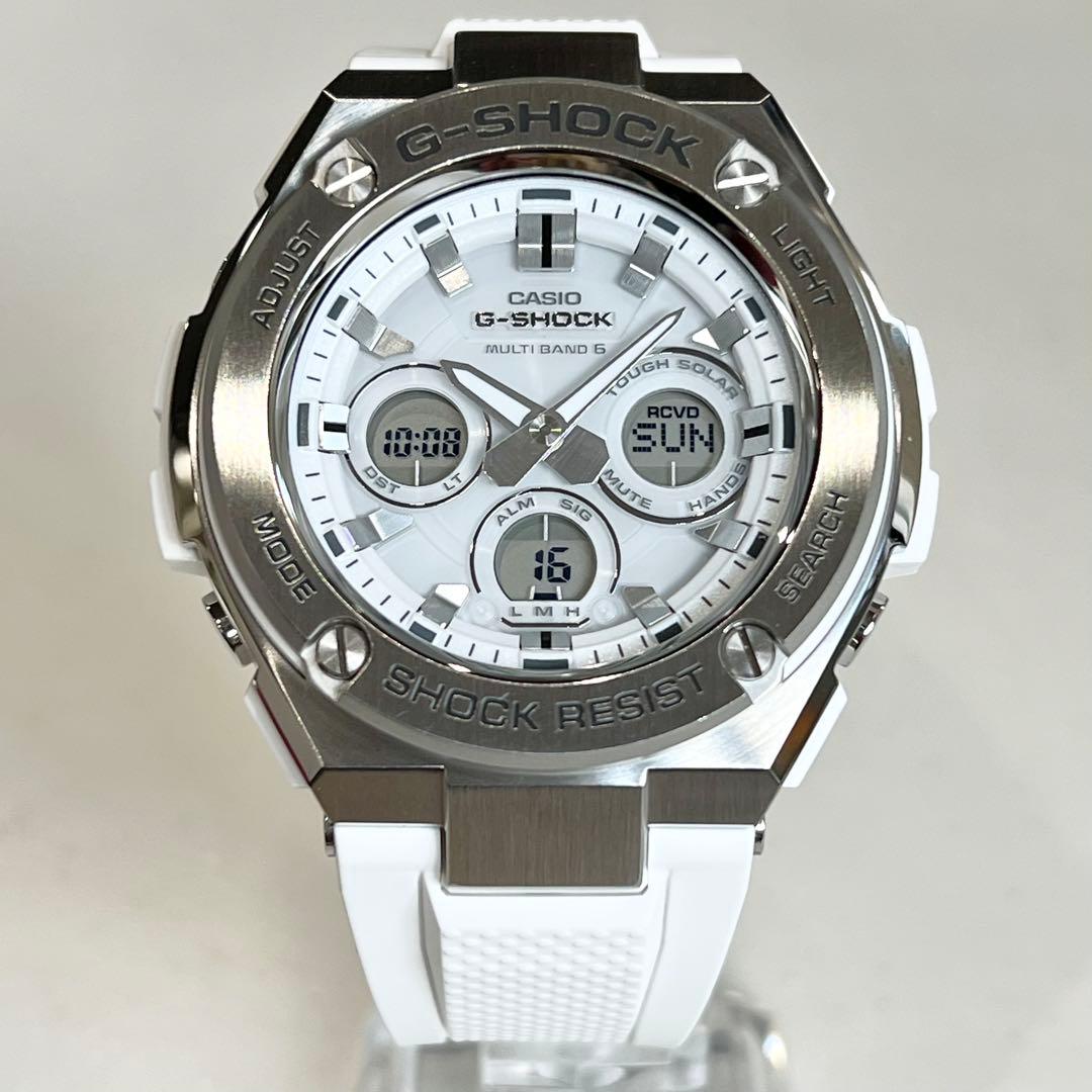 【極美品】G-SHOCK GST-W310　ホワイト　電波ソーラー　腕時計
