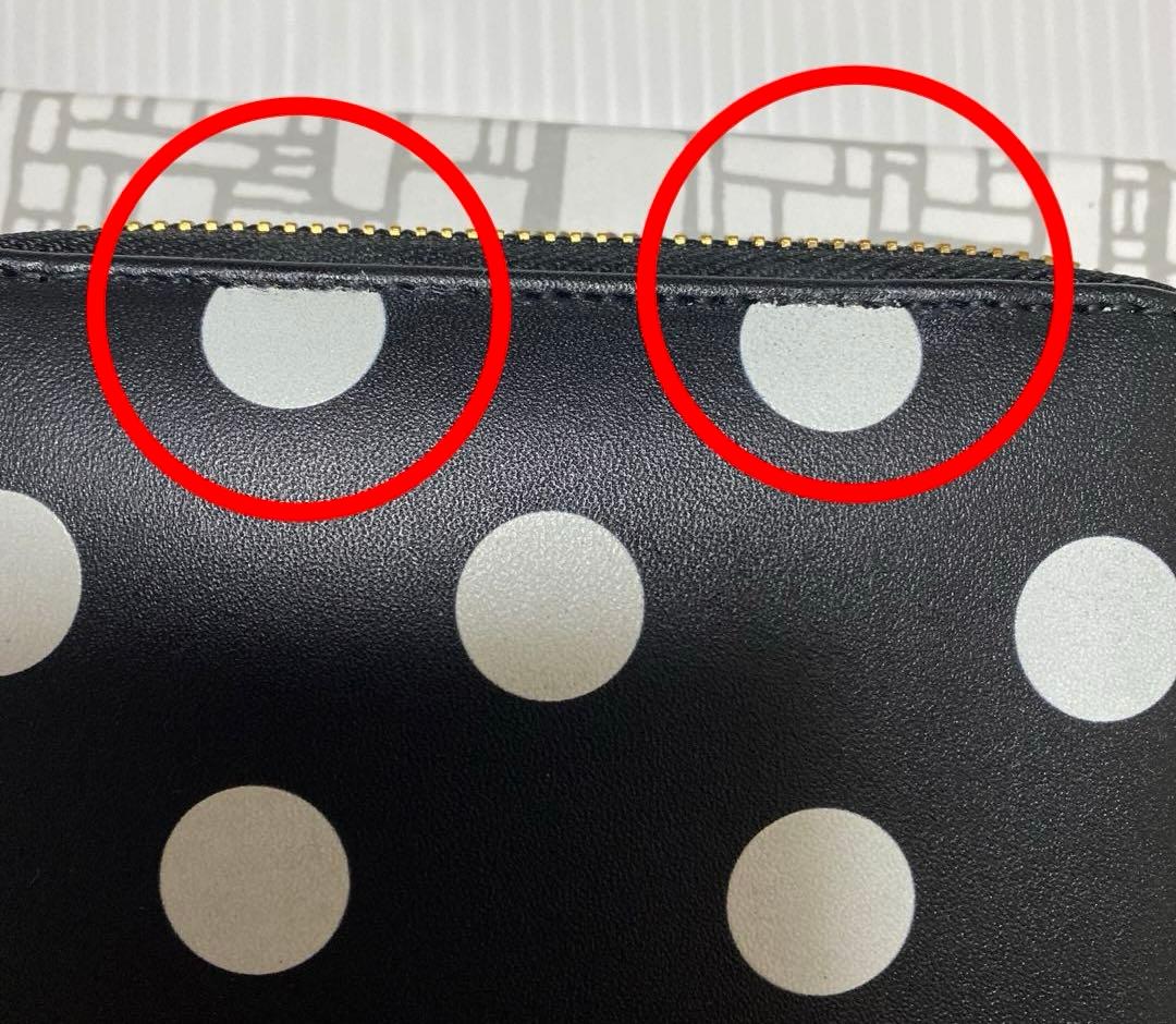 未使用　訳あり品　コムデギャルソン　折財布　ポルカドット