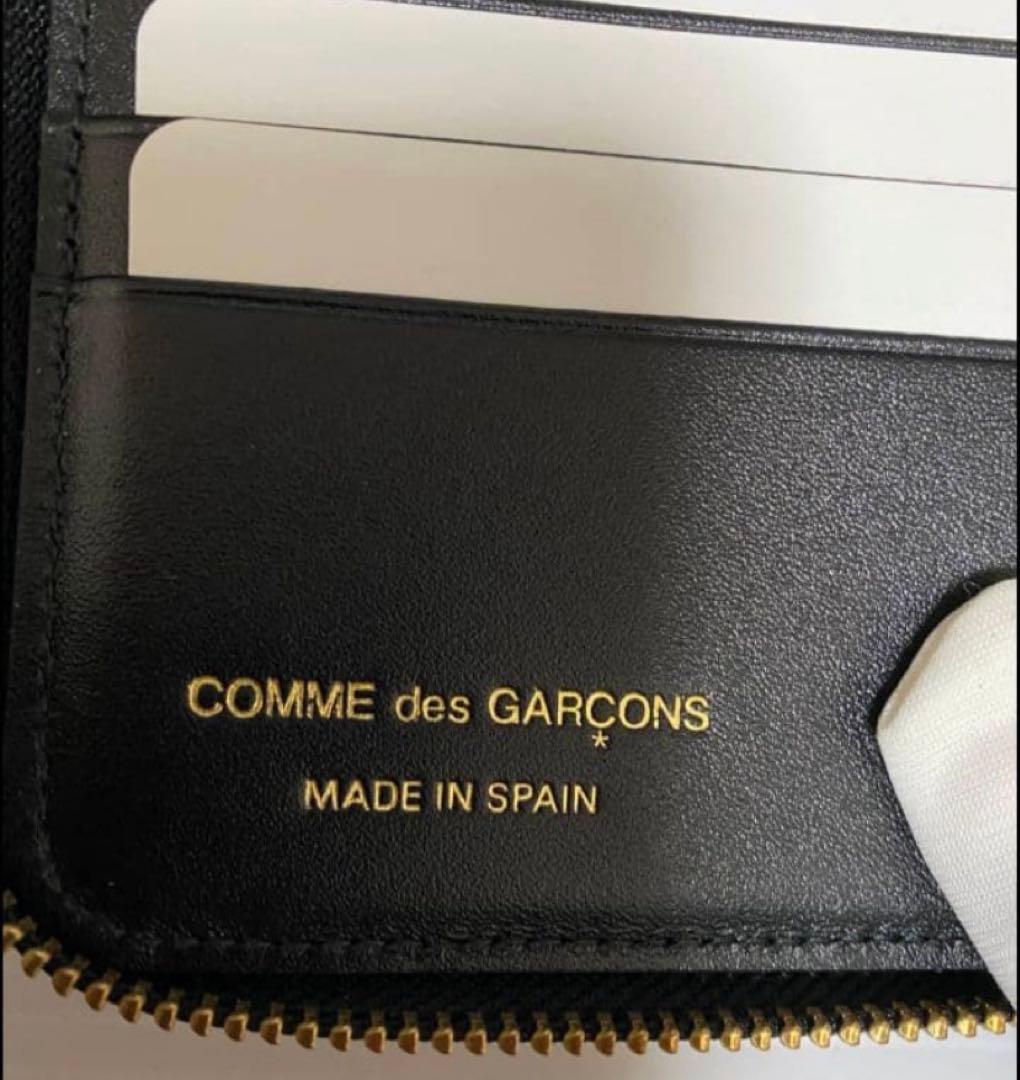 未使用　訳あり品　コムデギャルソン　折財布　ポルカドット