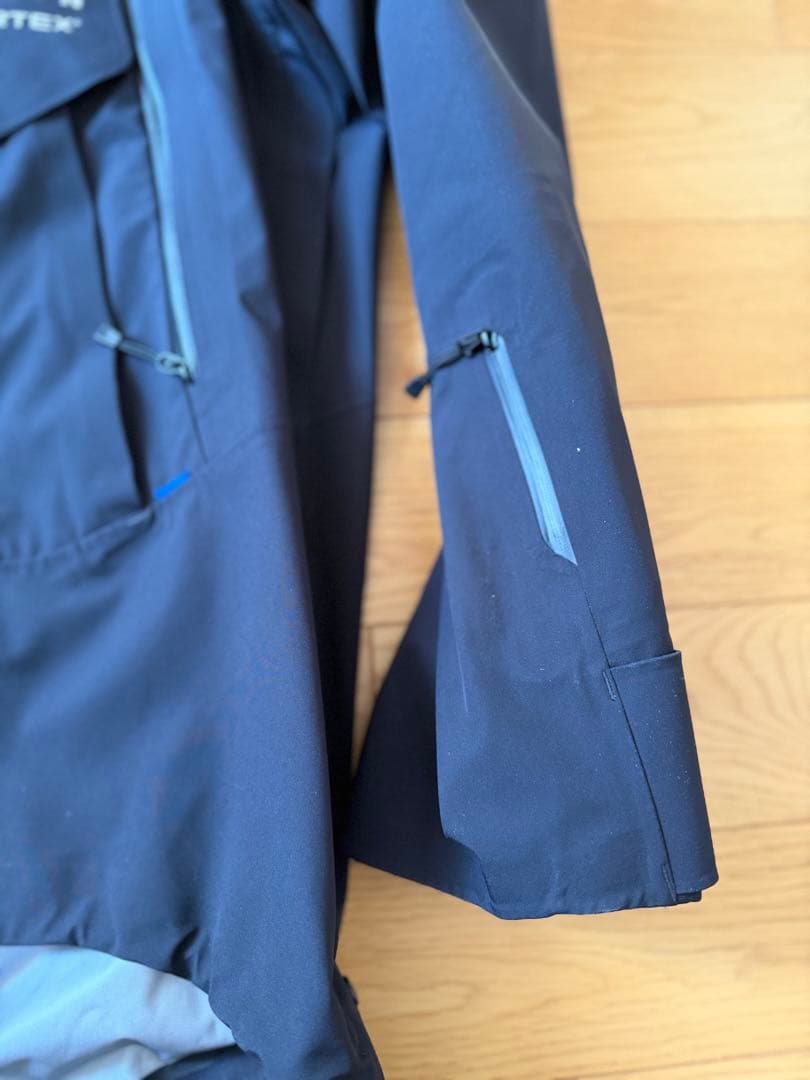 Burton Pertex 黒 デイビーコンジャケット