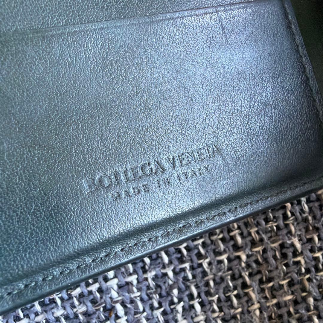 ボッテガヴェネタ イントレチャート 二つ折り財布 レザー グリーン