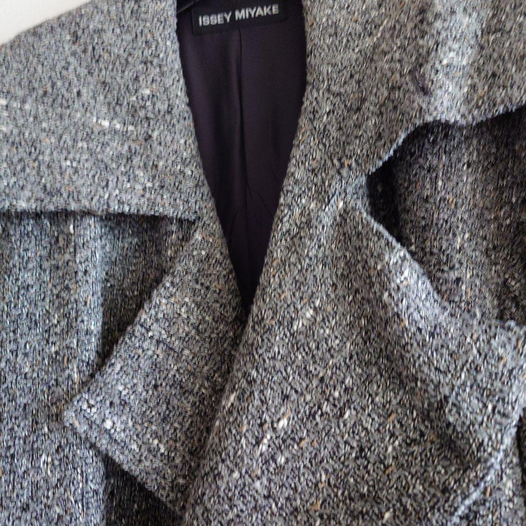 イッセイミヤケ　グレー ロングコート ベルト付き